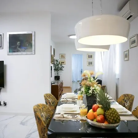 New & Luxury Tony 스플리트