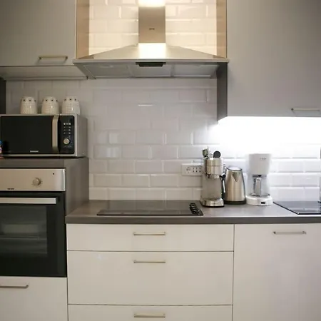 Apartment New & Luxury Tony Split